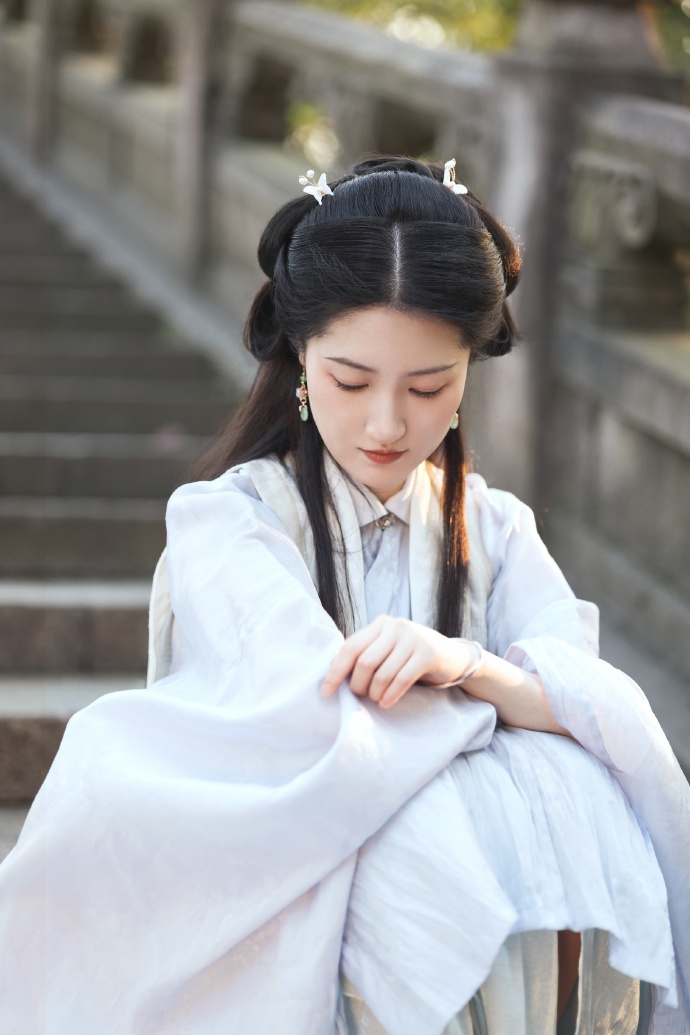 一一 封面